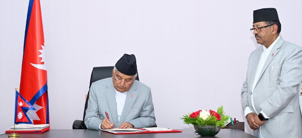 राष्ट्रपतिले जारी गरे संवैधानिक परिषद् सम्बन्धी अध्यादेश